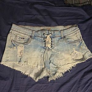 Vintage y2k Billabong Tie Up Beach Jean Shorts Size 5